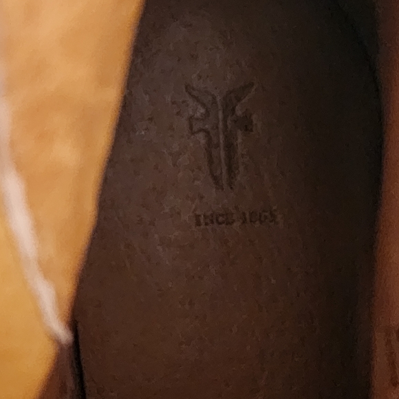 Frye Reina Women's Western Vibe Black Leather Ankle Bootie (Size 8M) - Picture 7 of 10